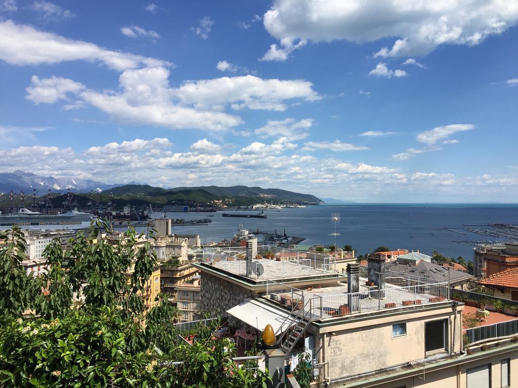 Stella Del Mare Apartment ลาสเปเซีย ภายนอก รูปภาพ